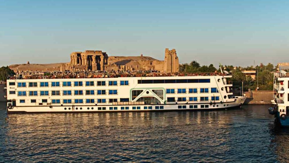 Nile cruise